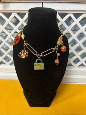 Kate Spade Multicolor Charm Bracelet with Green Bag Charm. NWT. 8”